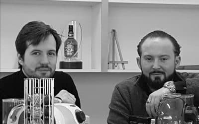 NOS MARSEILLAIS  PIERRE ALEXANDRE SARDA ET CLEMENT RIVALIN QUI BOUSCULENT LE MARCHE DE LA CAPSULE DE CAFE